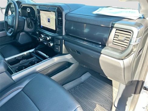Used 2025 Ford F250 Lariat w/ Lariat Ultimate Package image 30