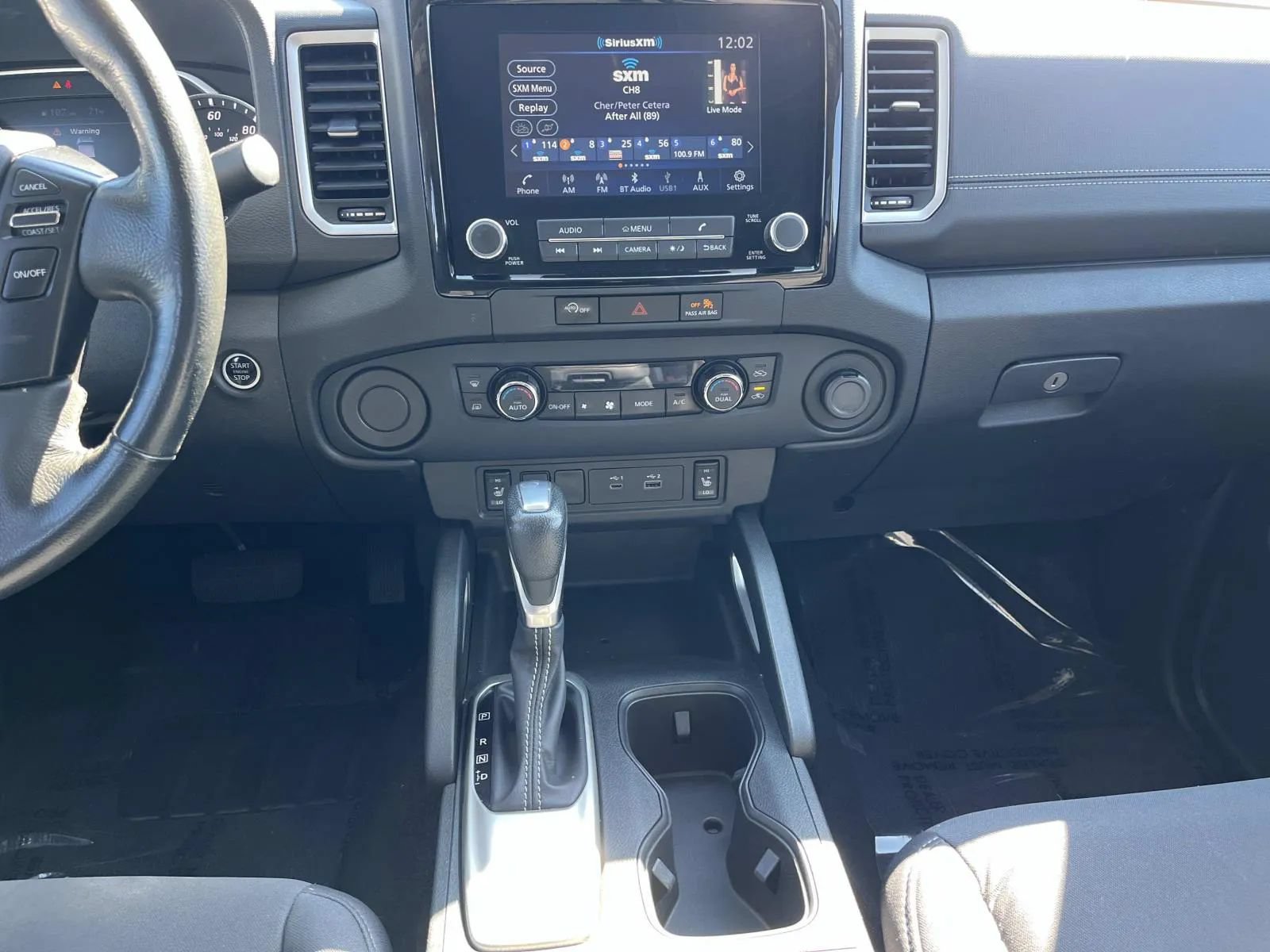 Used 2024 Nissan Frontier SV RWD image 17