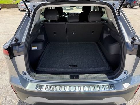 Used 2025 Volkswagen Tiguan S FWD image 21
