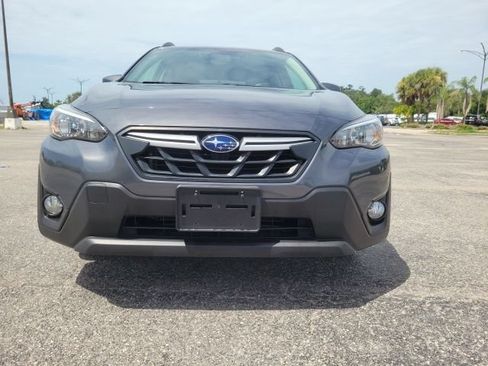 Used 2021 Subaru Crosstrek 2.0i Premium AWD/4WD image 3