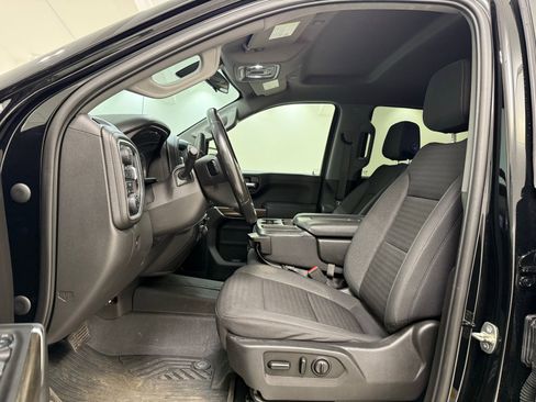 Used 2021 Chevrolet Silverado 1500 LT w/ All Star Edition Plus image 18