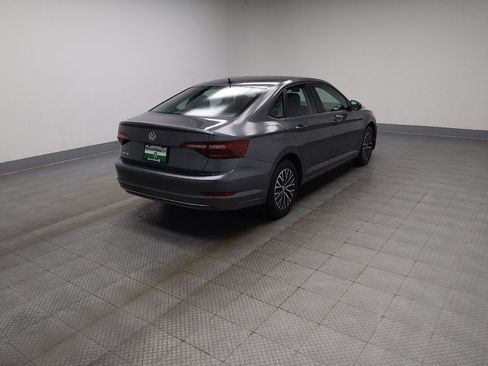 Used 2019 Volkswagen Jetta SE w/ Cold Weather Package FWD image 10