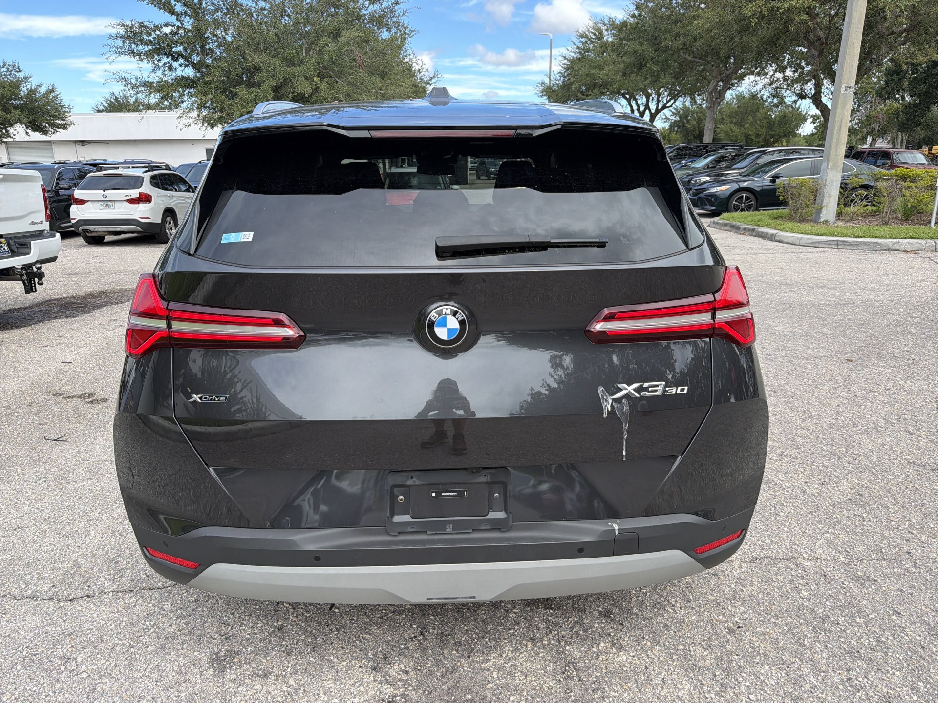 Certified 2025 BMW X3 xDrive30i w/ Premium Package AWD/4WD image 5