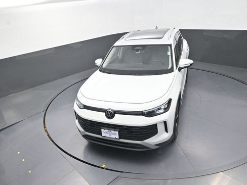 New 2026 Volkswagen Tiguan SE AWD/4WD image 14
