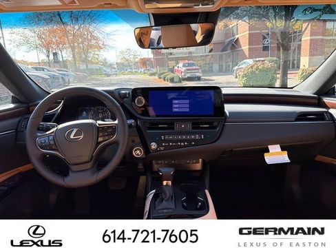 New 2025 Lexus ES 350 w/ Premium Package image 17