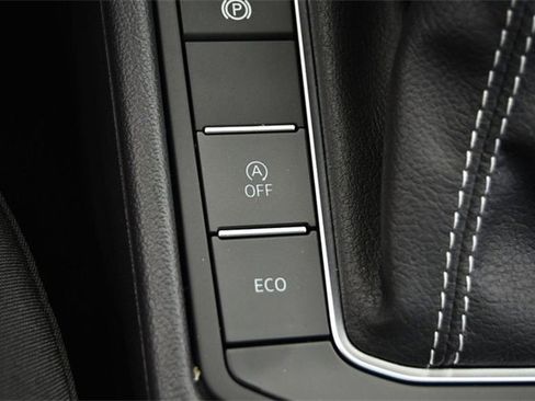 New 2025 Volkswagen Jetta S image 17