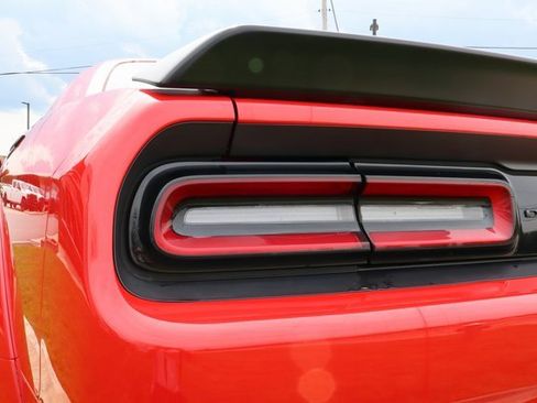 Used 2022 Dodge Challenger SRT Hellcat Redeye image 32