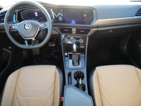 Certified 2020 Volkswagen Jetta SEL Premium image 10