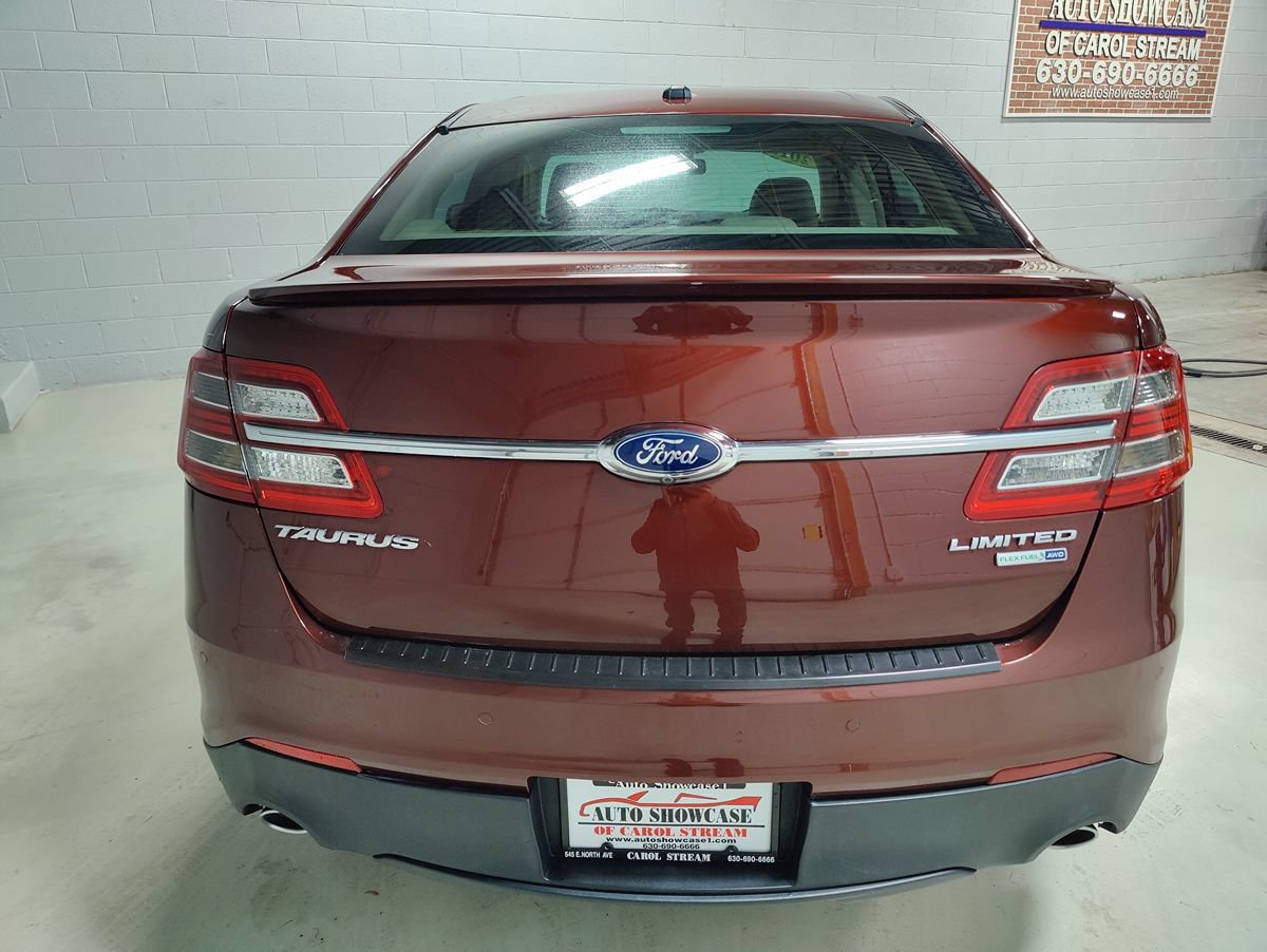 Used 2015 Ford Taurus Limited w/ Equipment Group 301A AWD/4WD image 7