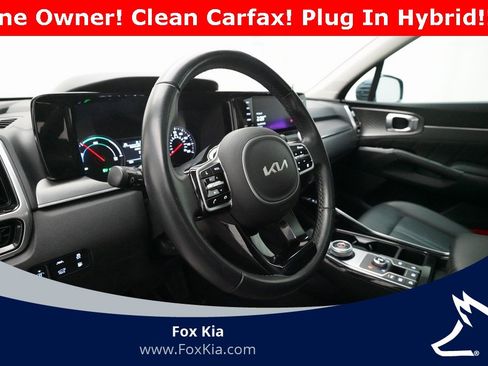 Used 2022 Kia Sorento SX w/ Panoramic Sunroof Package image 8