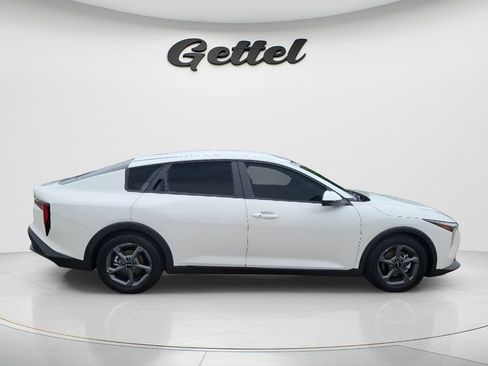 Used 2025 Kia K4 FWD image 4