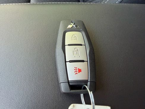 New 2026 Mitsubishi Outlander ES AWD/4WD image 32