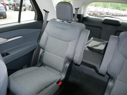 Used 2026 Ford Explorer Active AWD/4WD image 12