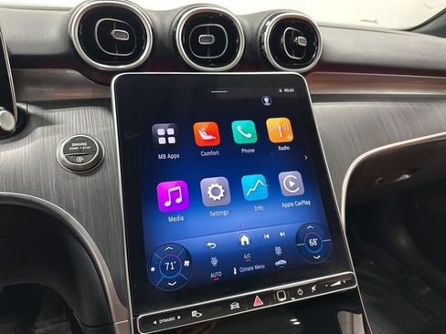 Used 2025 Mercedes-Benz C 300 4MATIC Sedan image 21