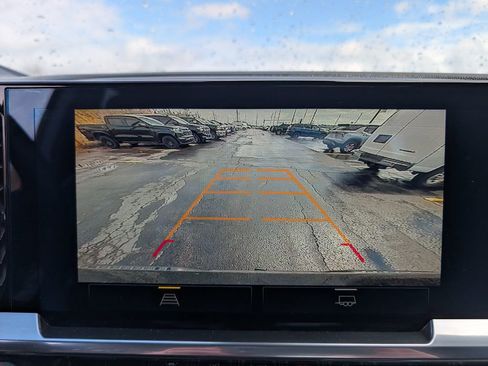 Used 2023 Chevrolet Silverado 1500 RST w/ Z71 Off-Road Package image 16