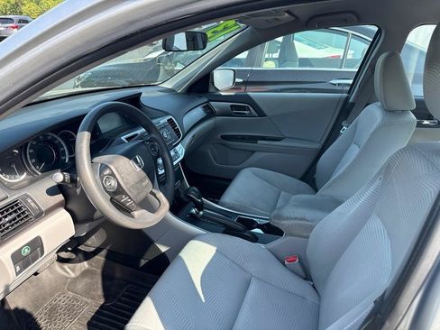 Used 2014 Honda Accord LX image 9