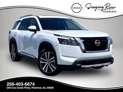 Certified 2025 Nissan Pathfinder Platinum
