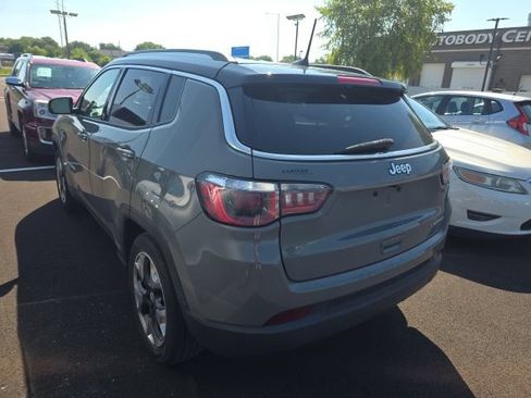 Used 2020 Jeep Compass Limited FWD image 2