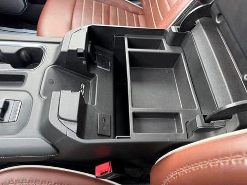 Used 2024 GMC Sierra 3500 Denali Ultimate AWD/4WD image 42