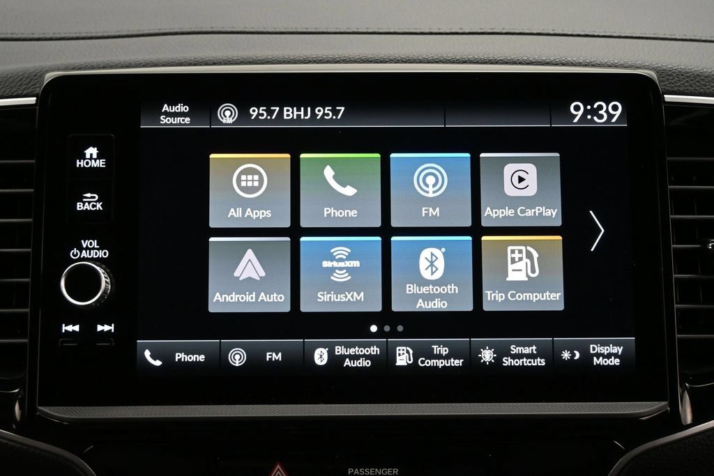 Used 2025 Honda Ridgeline RTL image 11