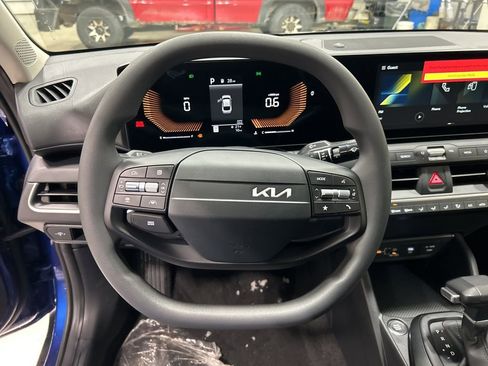 New 2026 Kia K4 LXS image 13