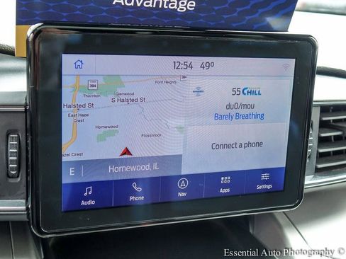 Used 2022 Ford Explorer XLT w/ Equipment Group 202A image 17