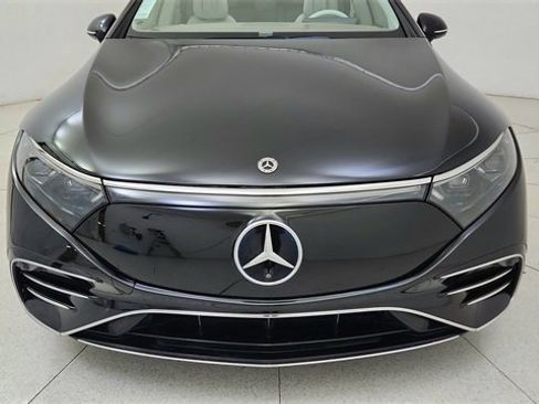 Used 2023 Mercedes-Benz EQS 450+ Sedan image 8