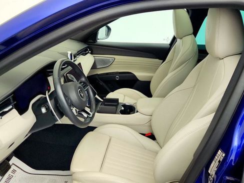 Used 2023 Maserati Grecale Modena AWD/4WD image 21