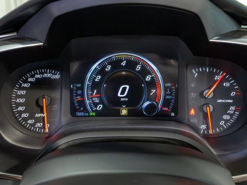 Used 2017 Chevrolet Corvette Z06 w/ Z07 Performance Package RWD image 26