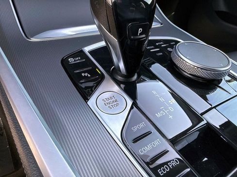 Used 2021 BMW X5 sDrive40i w/ M Sport Package image 29