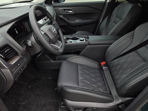 New 2026 Nissan Rogue Platinum AWD/4WD image 19