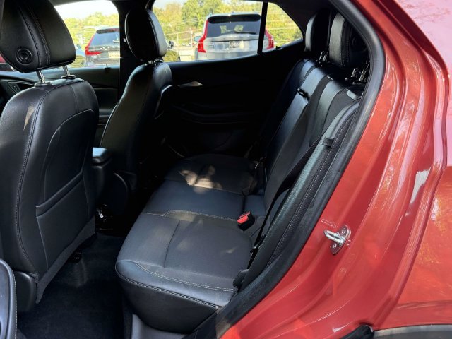Used 2024 Buick Encore GX Preferred w/ Comfort Package AWD/4WD image 11