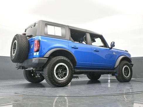 Used 2022 Ford Bronco Outer Banks w/ Sasquatch Package AWD/4WD image 65