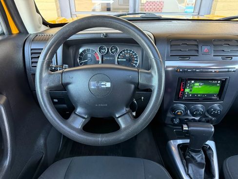 Used 2007 HUMMER H3 image 30