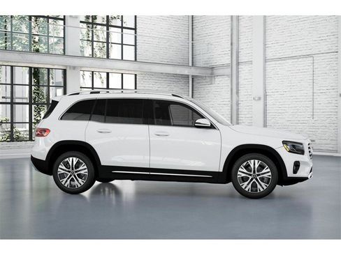 New 2026 Mercedes-Benz GLB 250 4MATIC image 15
