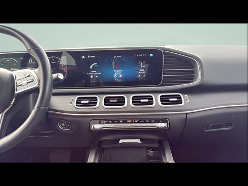 Used 2023 Mercedes-Benz GLE 450 4MATIC image 16