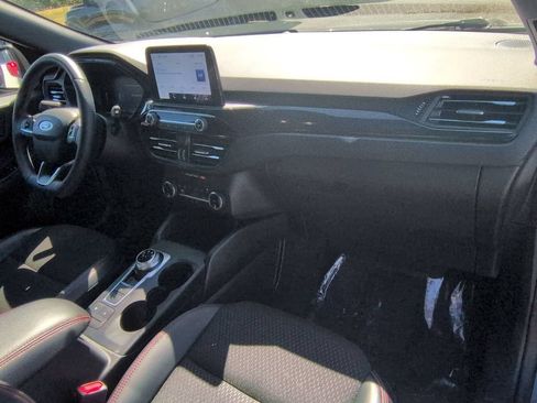 Used 2025 Ford Escape ST-Line AWD/4WD image 30