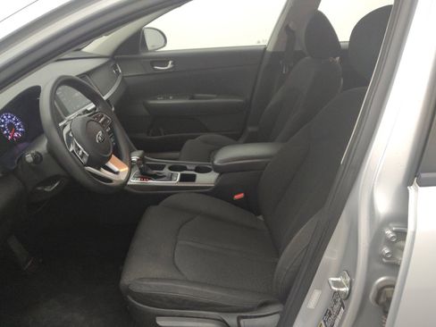 Used 2020 Kia Optima LX image 17