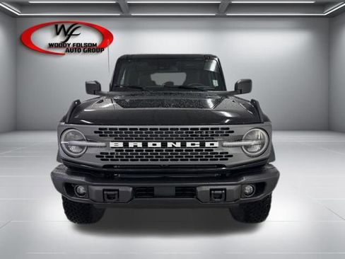 New 2025 Ford Bronco Badlands image 2