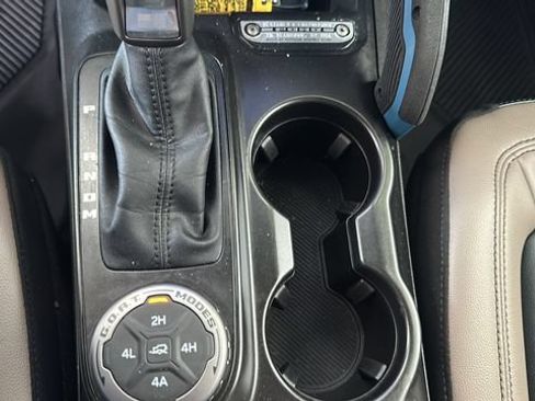 Used 2023 Ford Bronco Wildtrak AWD/4WD image 14