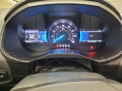 Used 2022 Ford Edge SEL image 23