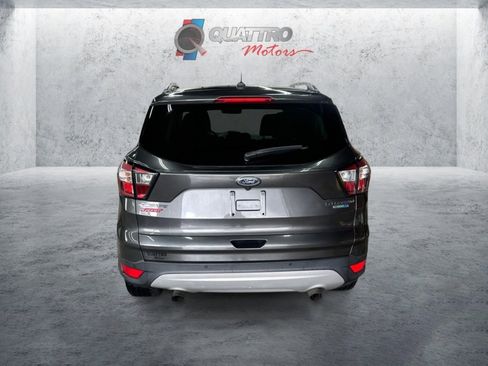 Used 2017 Ford Escape Titanium image 4