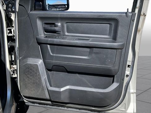 Used 2010 Dodge Ram 1500 Truck ST w/ ST Popular Equipment Group AWD/4WD image 14