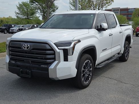 Used 2026 Toyota Tundra Limited w/ Power Package image 2