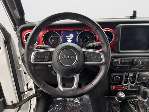 Used 2022 Jeep Wrangler Unlimited Rubicon w/ LED Lighting Group AWD/4WD image 14