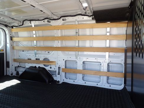 Used 2025 Ford Transit 250 Low Roof w/ Exterior Upgrade Package RWD image 27