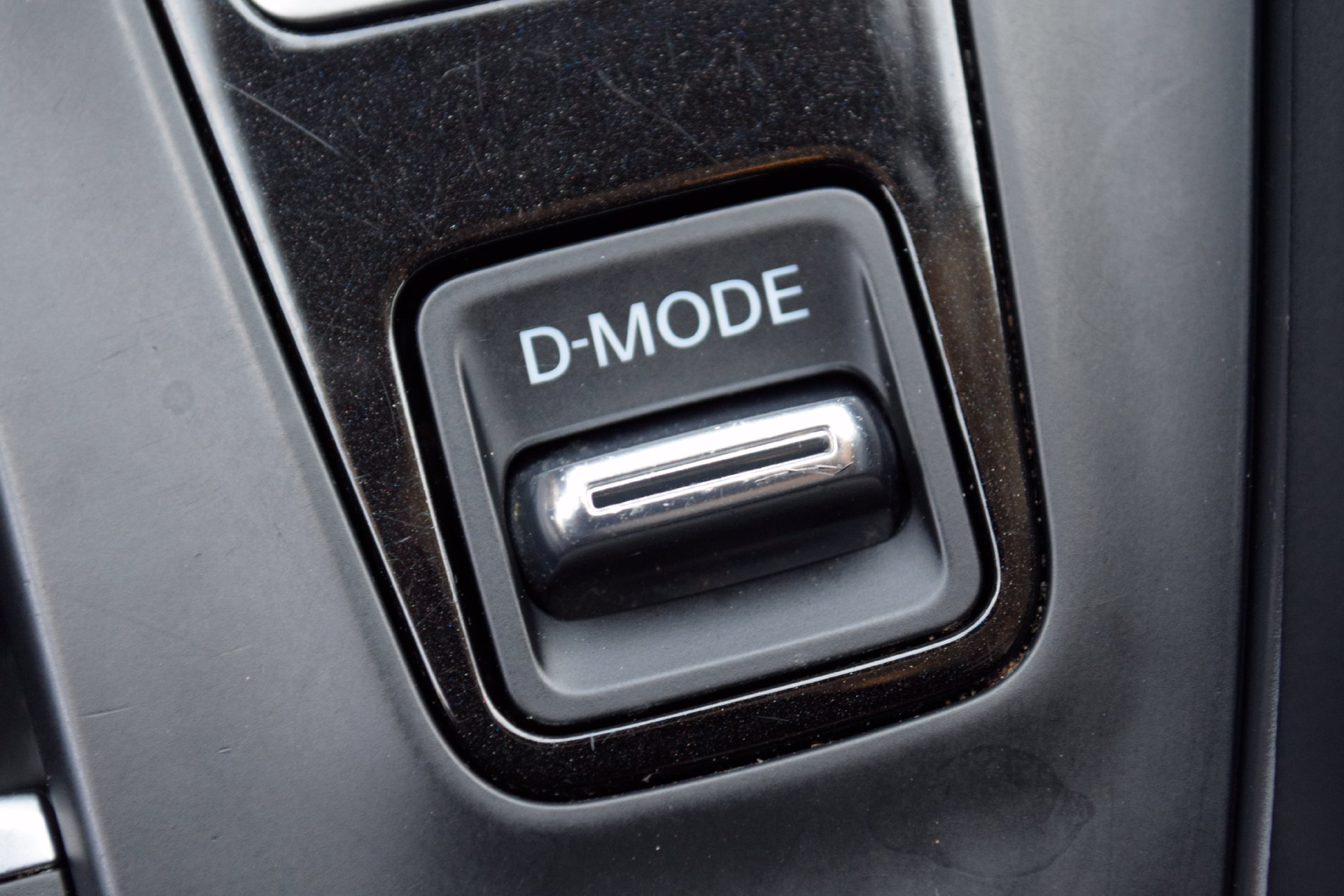Used 2019 INFINITI QX50 Luxe w/ Cargo Package AWD/4WD image 12