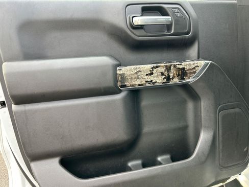 Used 2024 Chevrolet Silverado 1500 Custom Trail Boss w/ Realtree Special Edition AWD/4WD image 19