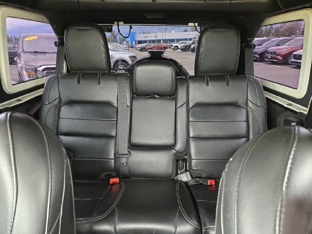 Used 2019 Jeep Wrangler Unlimited Sahara AWD/4WD image 30