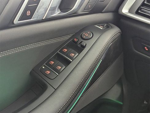 Used 2024 BMW X5 xDrive40i image 16